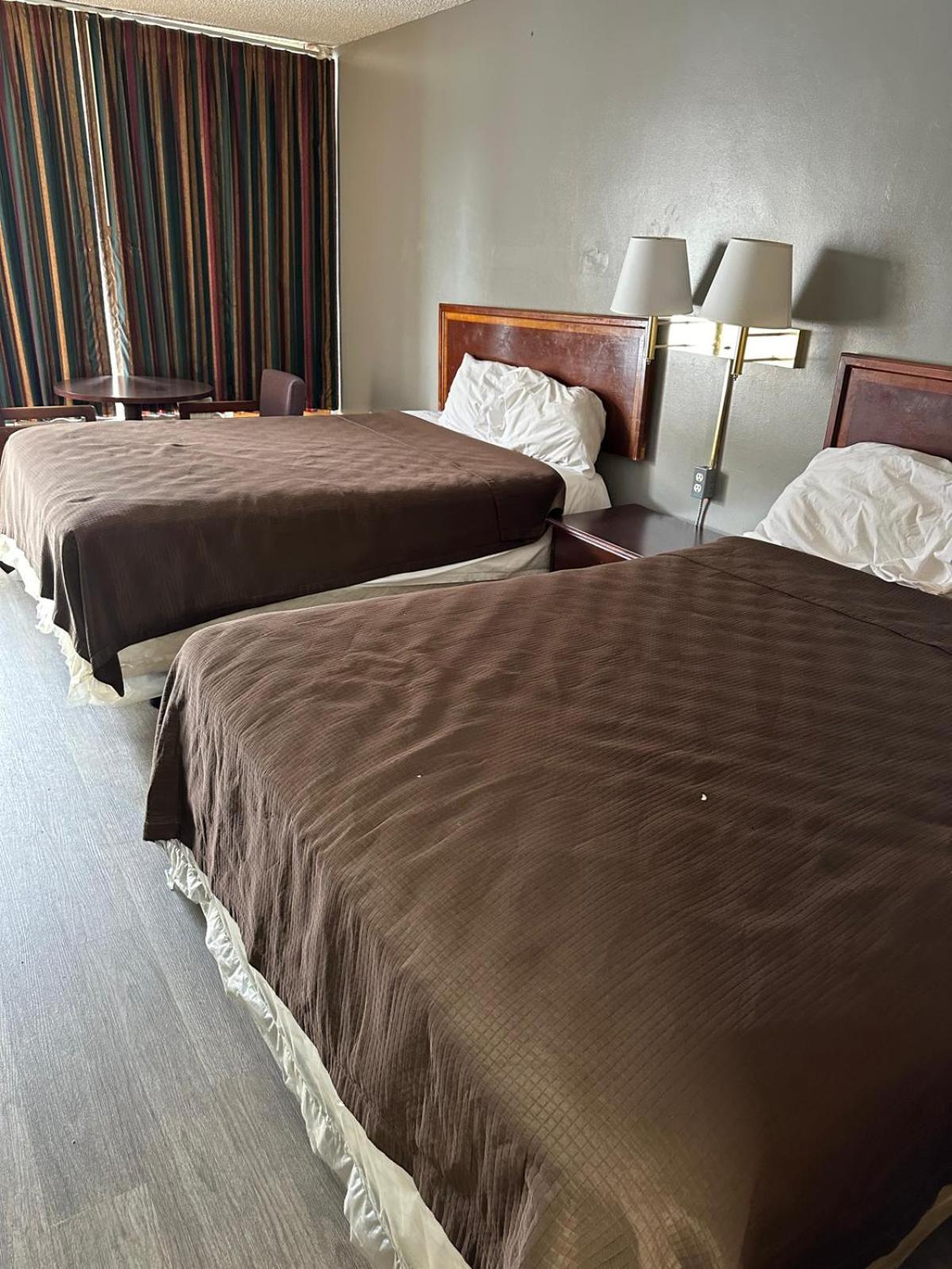 College Inn Spartanburg Extérieur photo