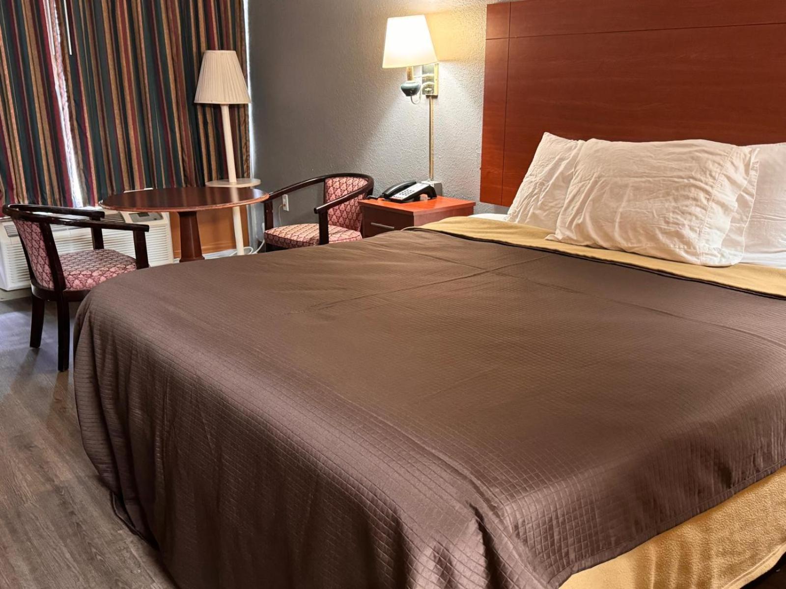 College Inn Spartanburg Extérieur photo