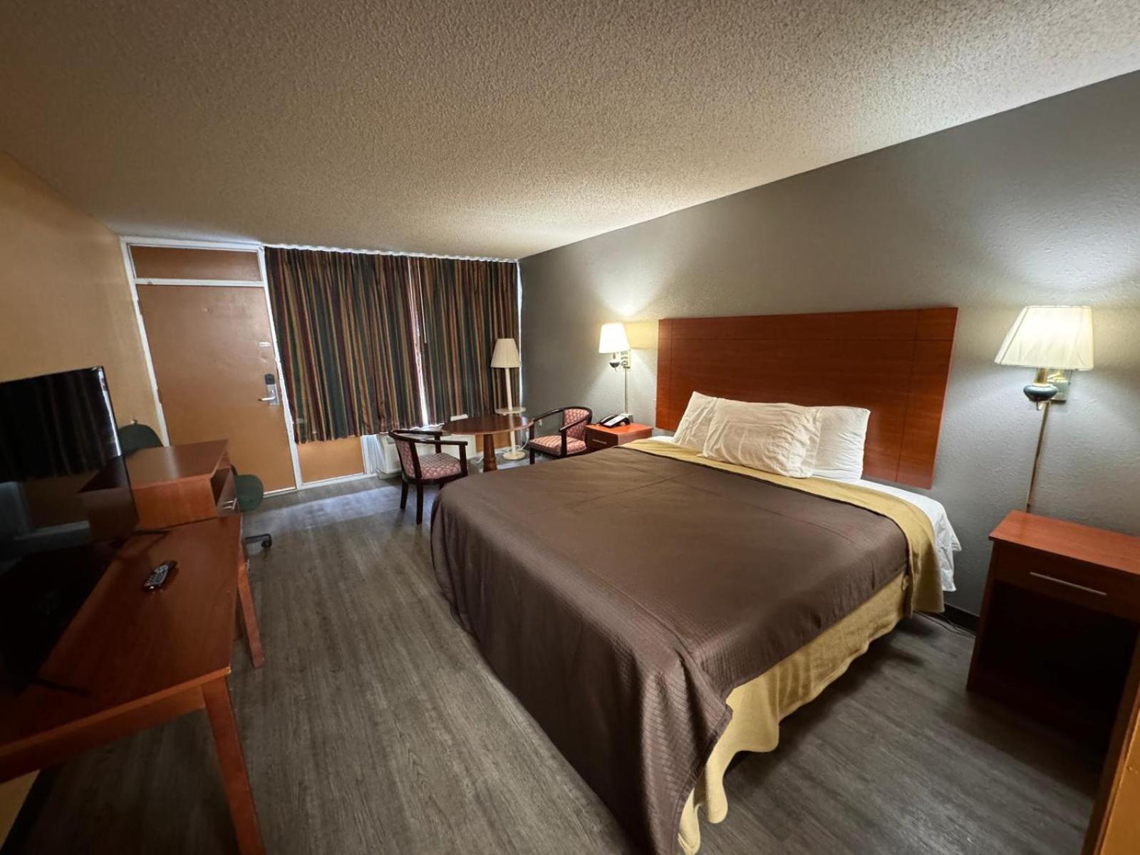 College Inn Spartanburg Extérieur photo