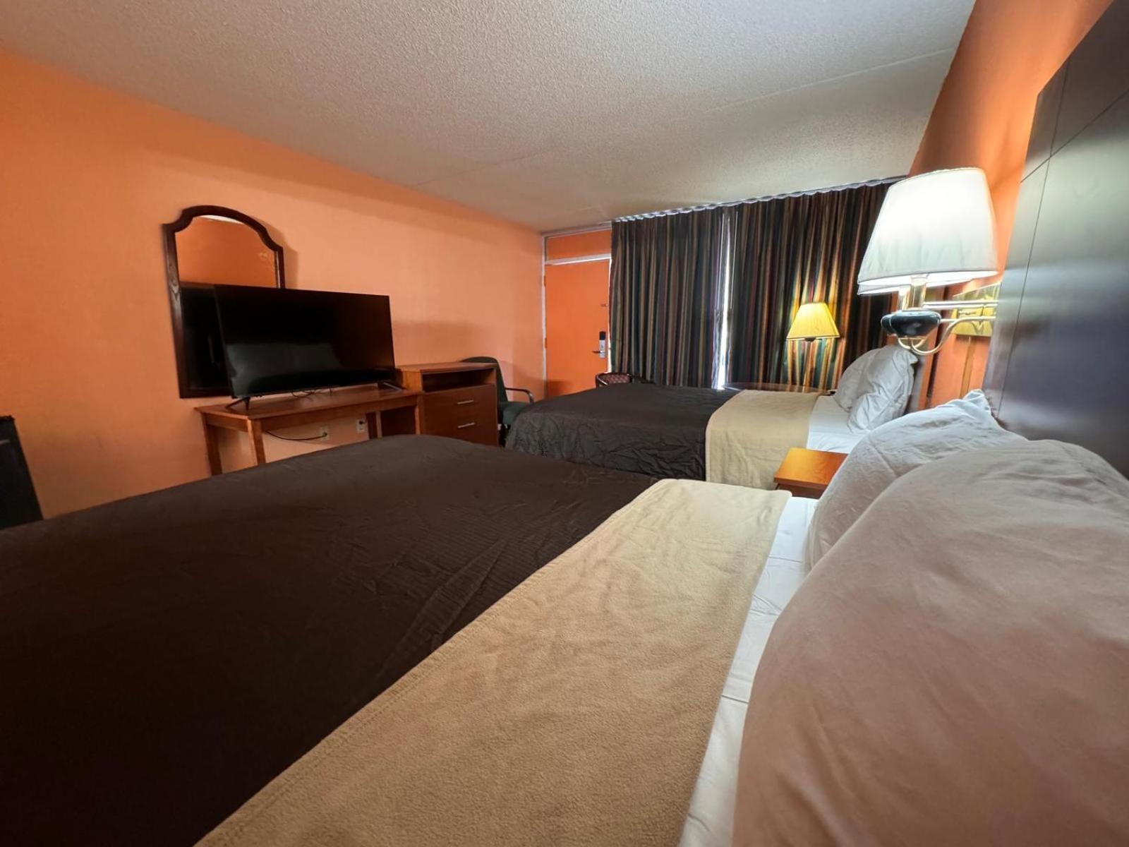 College Inn Spartanburg Extérieur photo