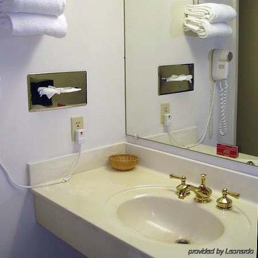 College Inn Spartanburg Extérieur photo