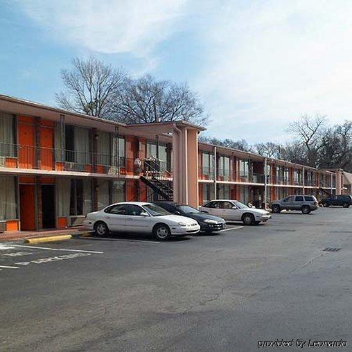 College Inn Spartanburg Extérieur photo